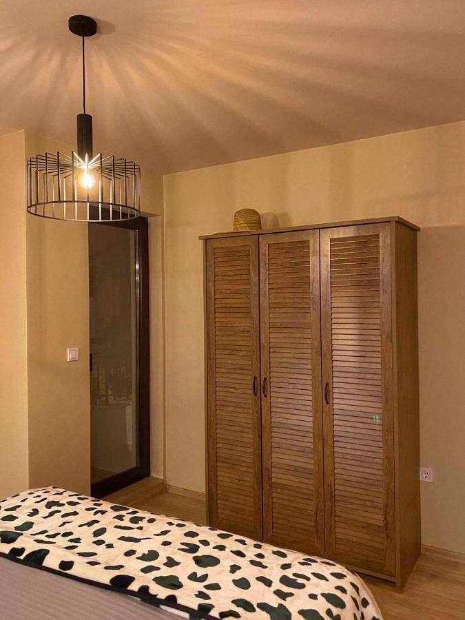 Stylish Urban Apart New 2021 Close To The Beach Varna Exterior photo