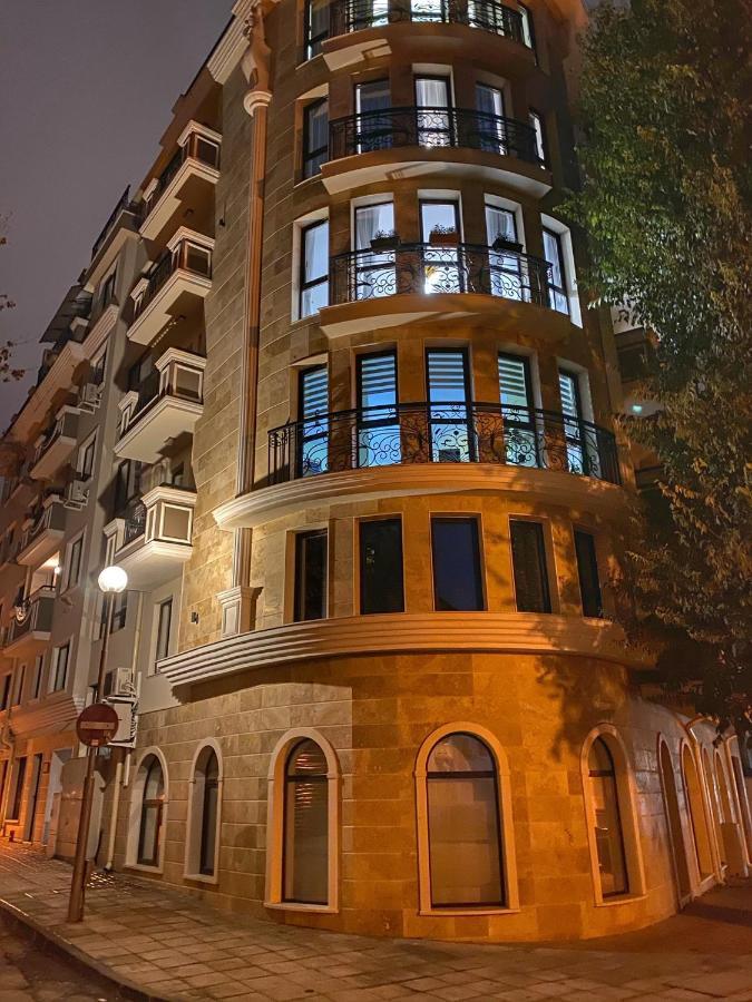 Stylish Urban Apart New 2021 Close To The Beach Varna Exterior photo